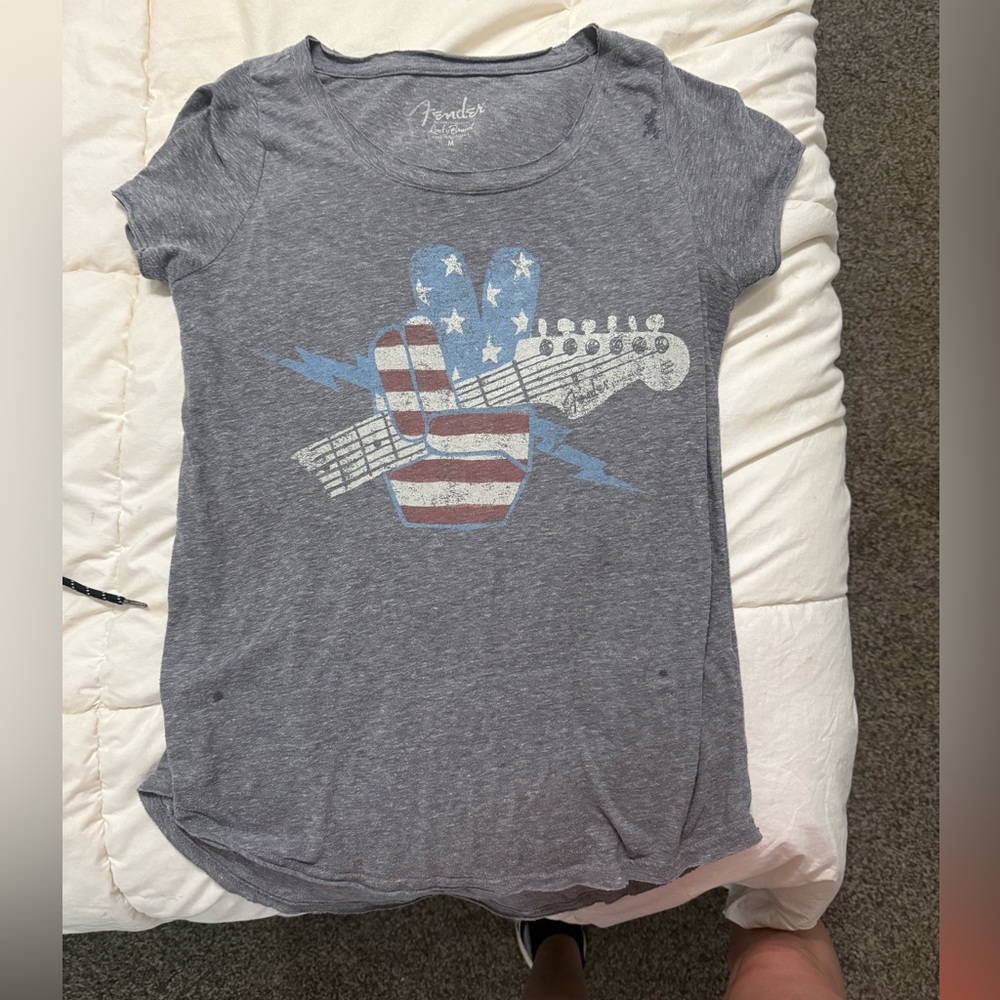 Lucky brand, Womens T-shirt, size medium fender